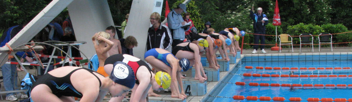 Alicia Menninger und Lara Reifschläger holen 3. Plätze beim Sommerschwimmfest