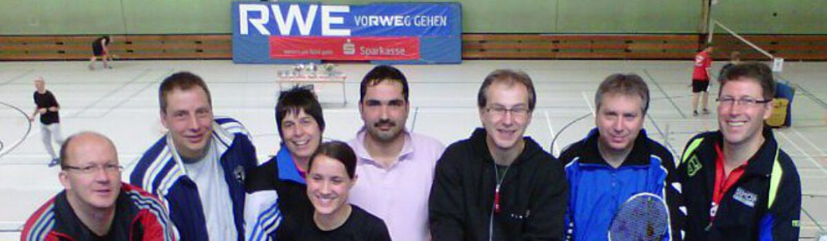Badmintonspieler beim Nikolauscup des Alchener-Turnvereins