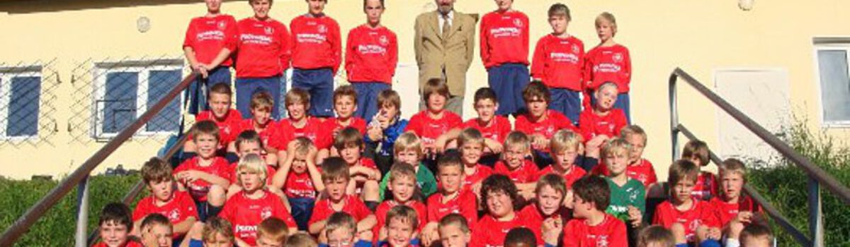 Provinzial Agentur Karl-Heinz Euler sponsert neue Trikots