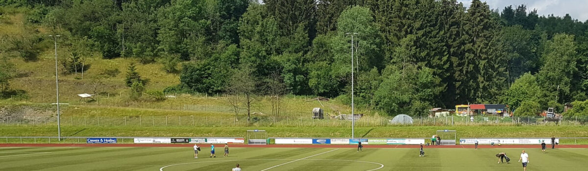 Säuberungsaktion im Elektrisola Sportpark